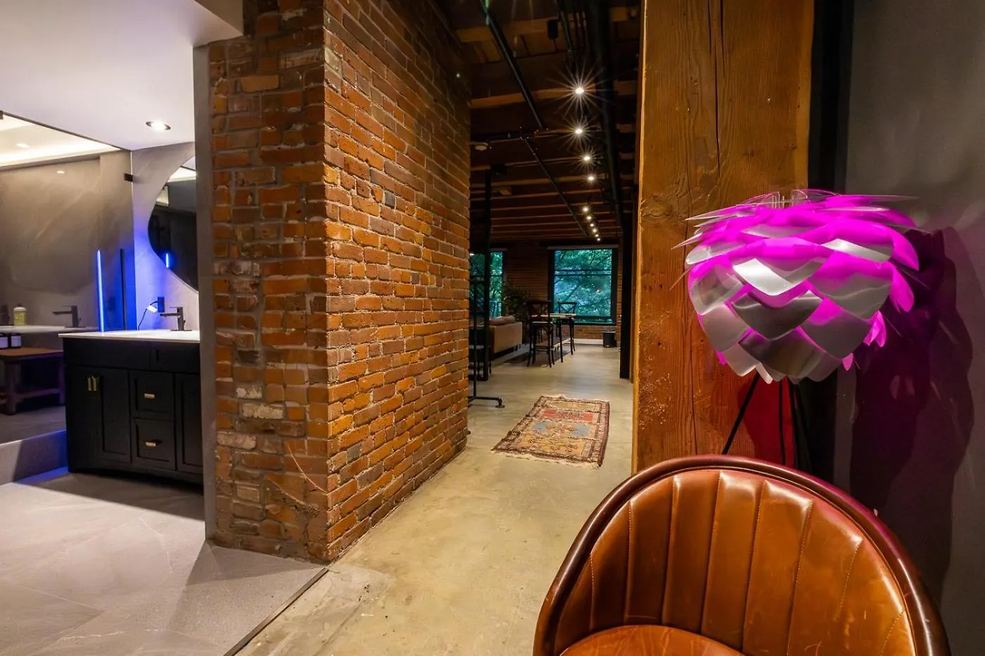 Apartamento Stylish Industrial Loft - Historic Gastown Vancouver
